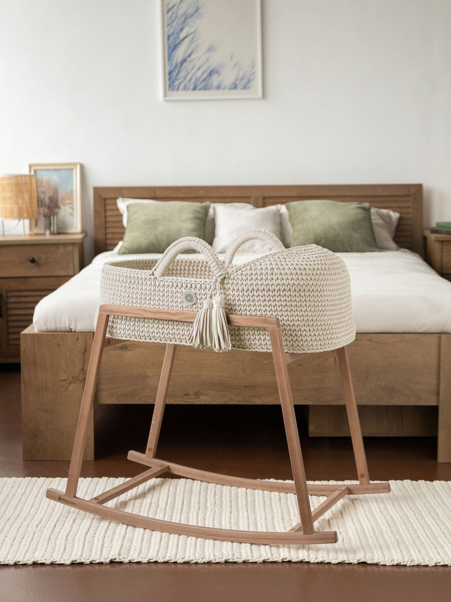 XL Moses Basket with Round Hood | Safe & Unique by Anzy Home