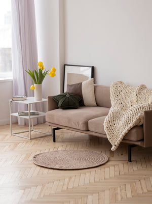 Round plain rug