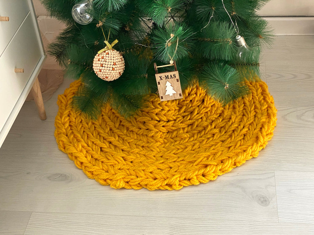 Yellow Christmas tree skirt Anzy Home