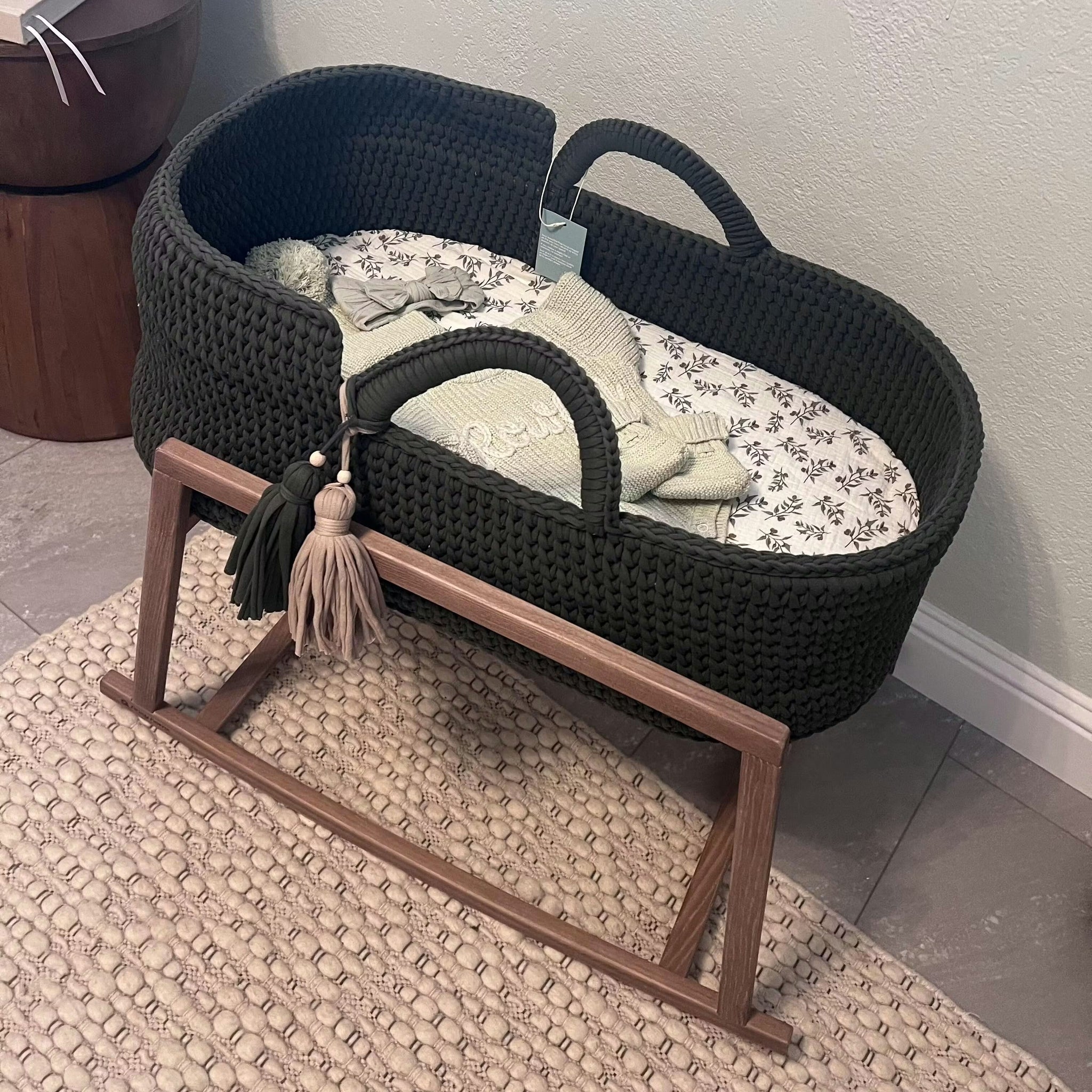 Handmade Moses Baskets & Baby Bassinets | Anzy Home