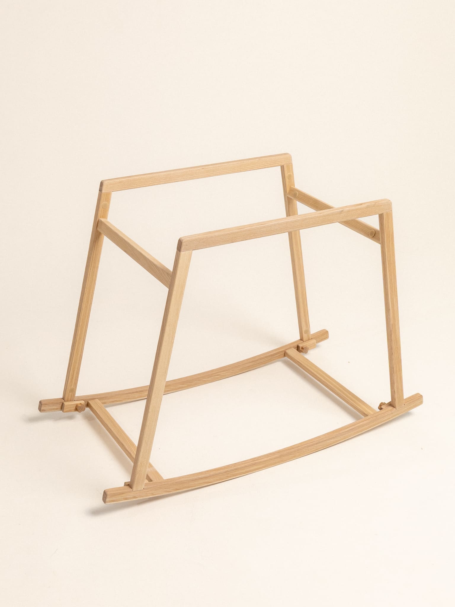 ミュージック BABYL / L RESISTANCE Rocking Stand for XL Baby Moses Basket | Anzy Home