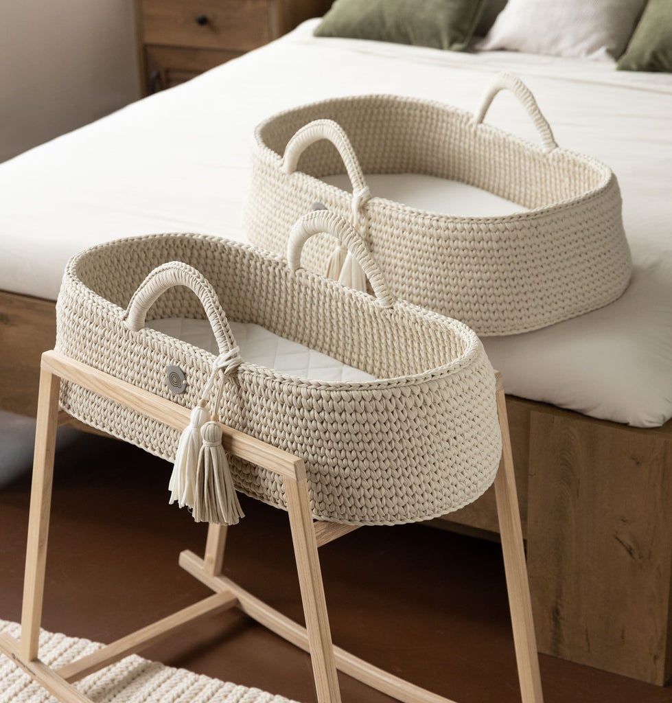 Izziwotnot Baby Moses Basket  クーファン Prima Donna Silk Baby Moses Basket
