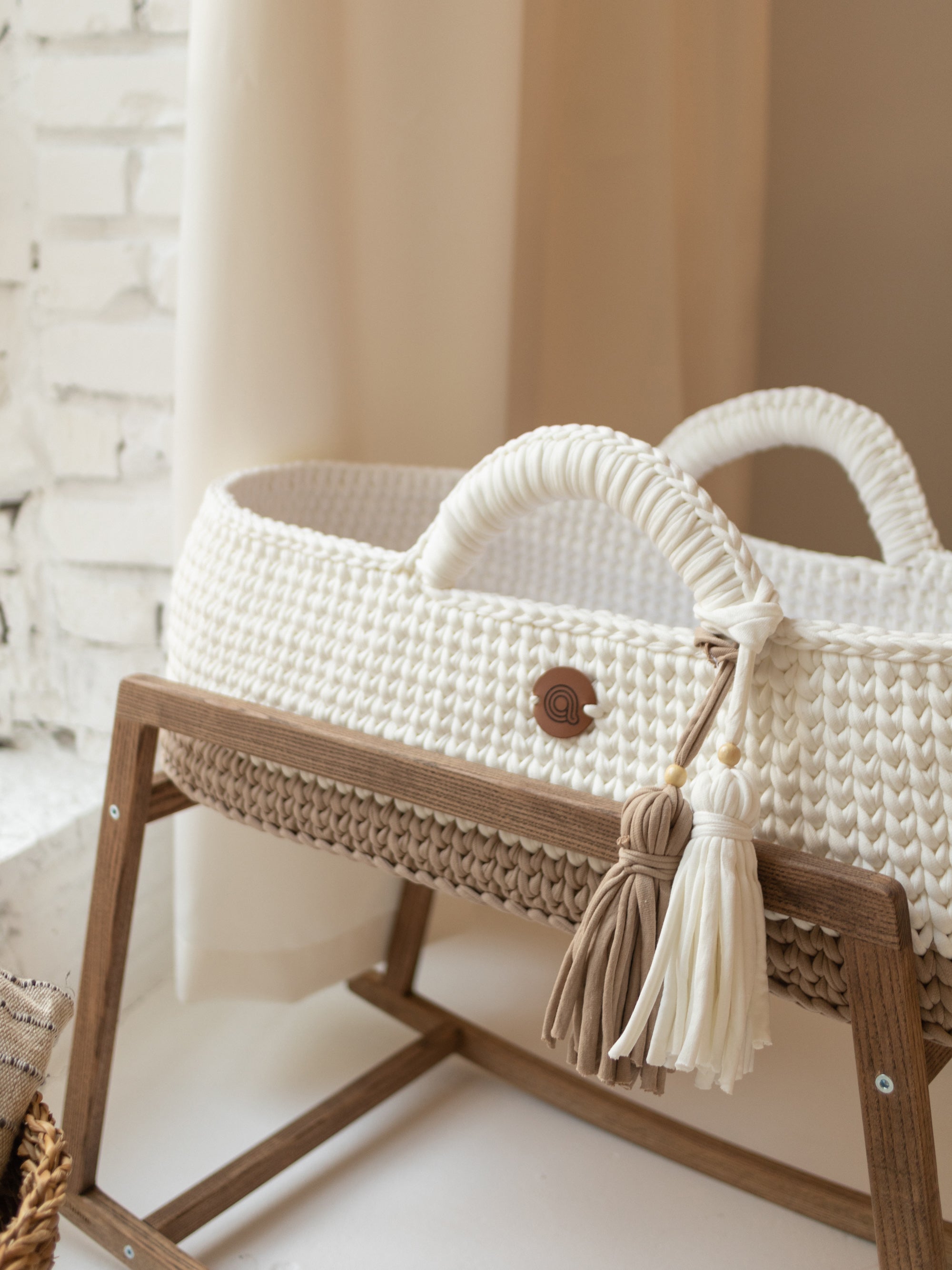 Standard Moses Basket | Handmade Bassinet | Anzy Home