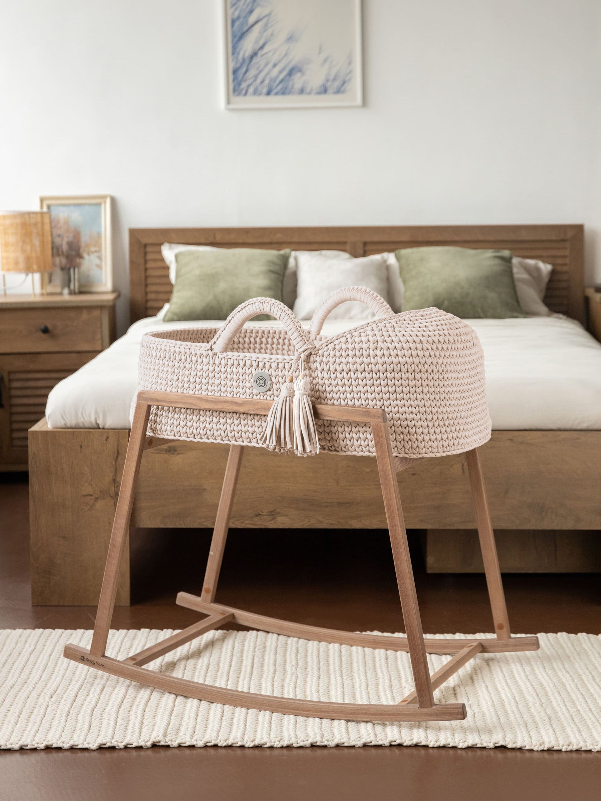 XL Moses Basket with Round Hood – Anzy Home