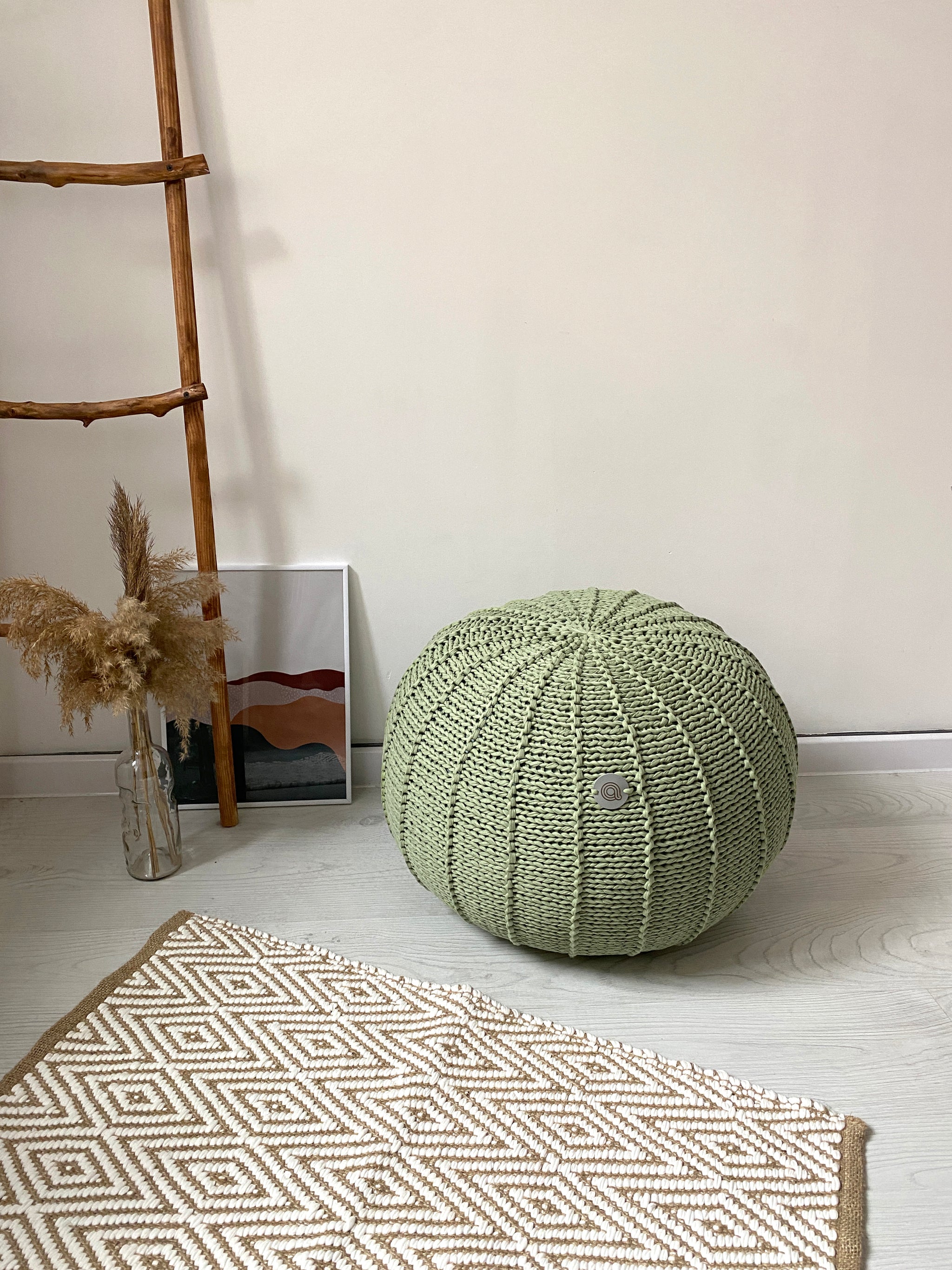 Pouf Ribs — 100% Cotton Chunky-Knitted Floor Ottoman with