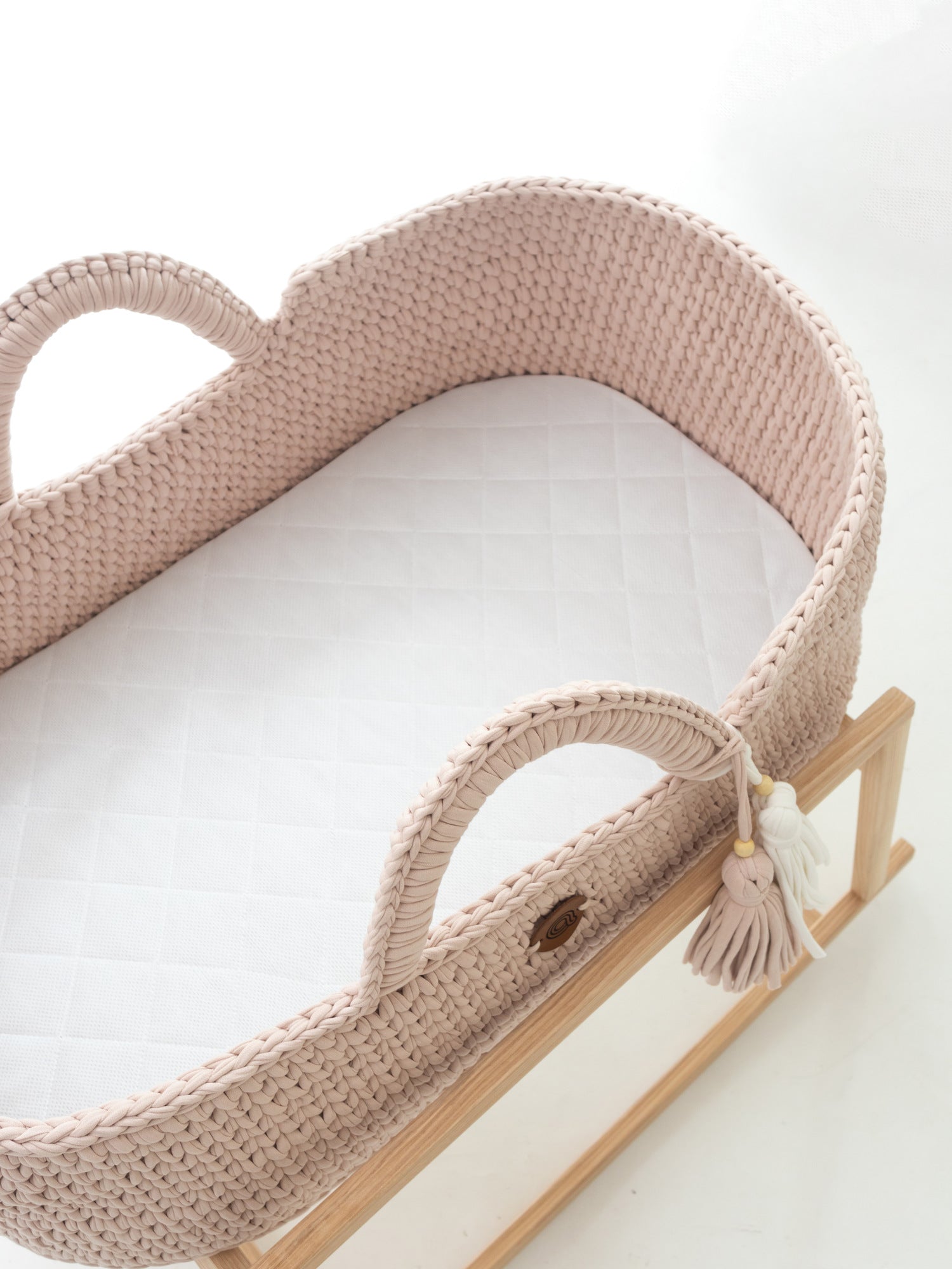 MOSES① XL Moses Basket with Straight Hood | Safe & Unique by Anzy Home