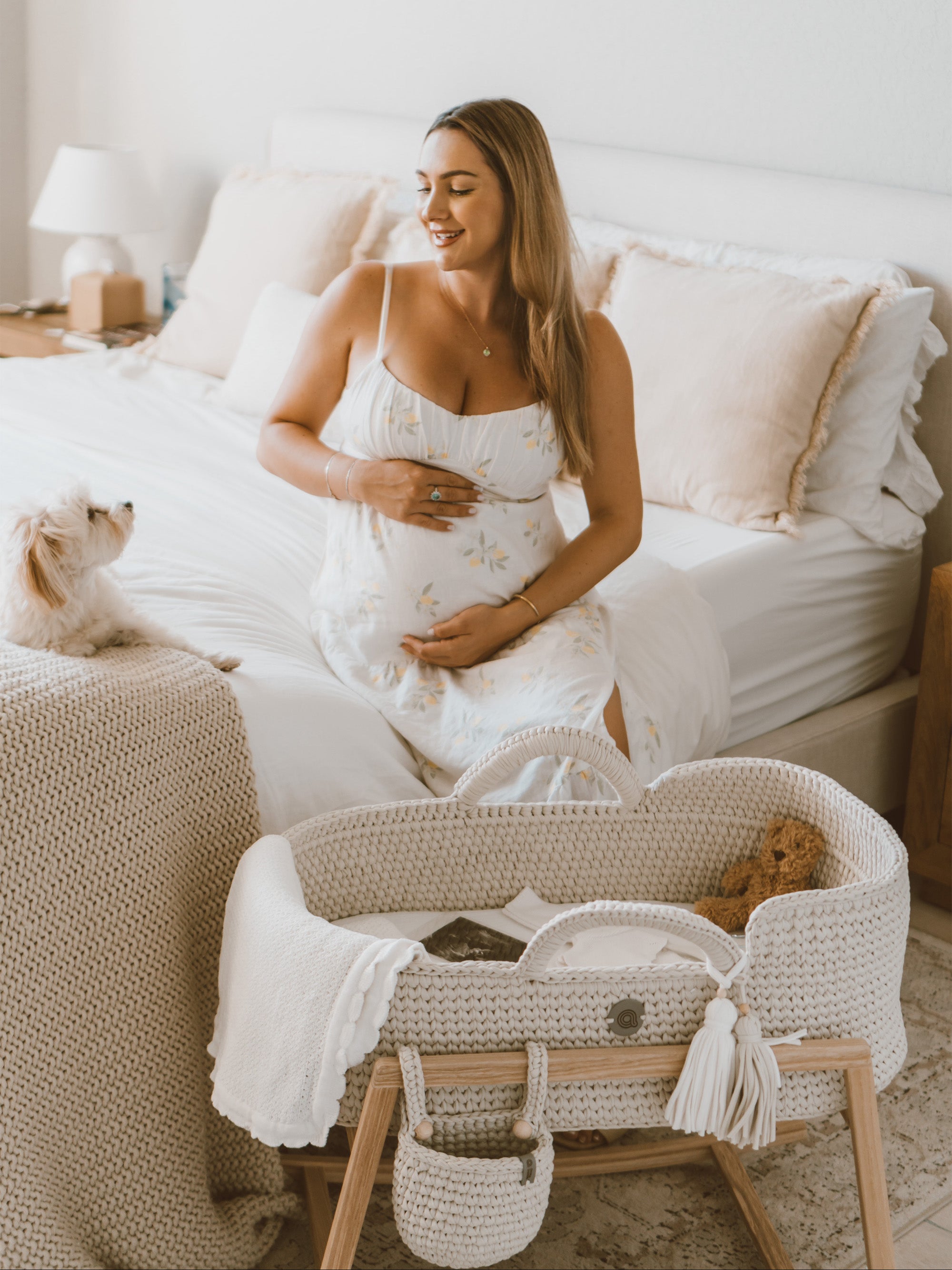 XL Moses Basket with Straight Hood | Anzy Home