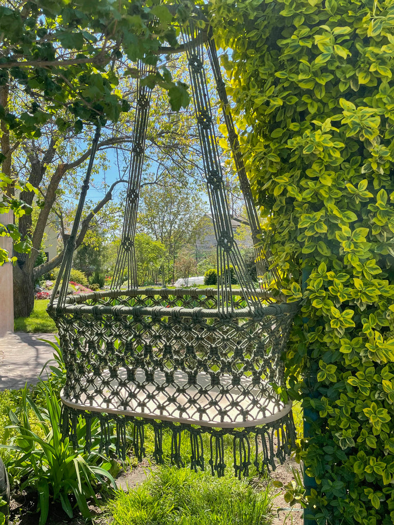 Hanging macrame baby bassinet – Anzy Home