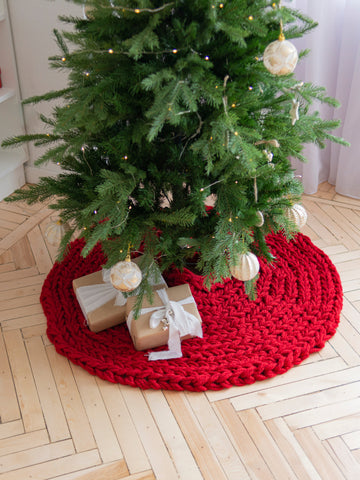 Red knitted Christmas tree skirt
