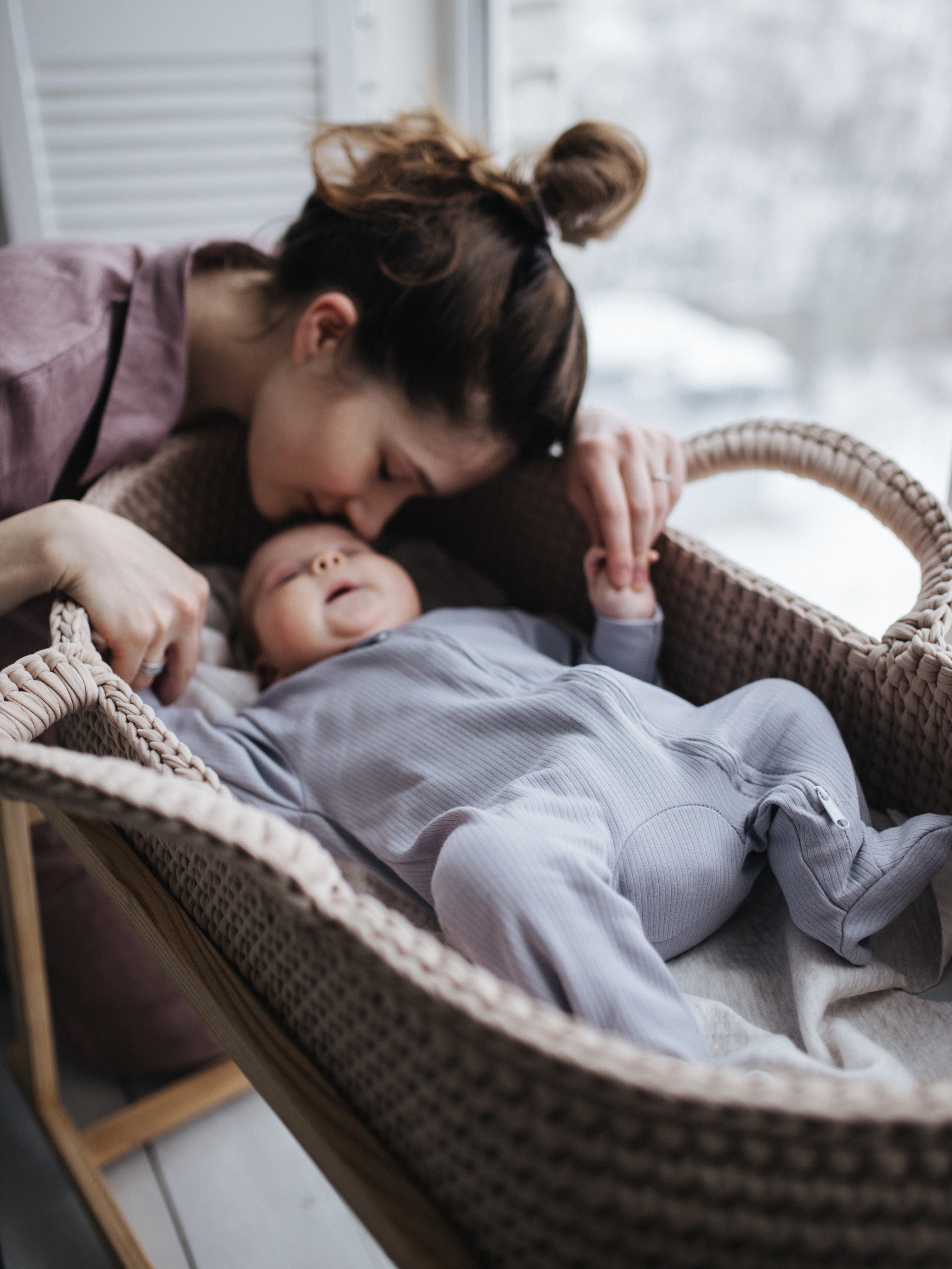 Izziwotnot Baby Moses Basket  クーファン Prima Donna Silk Baby Moses Basket